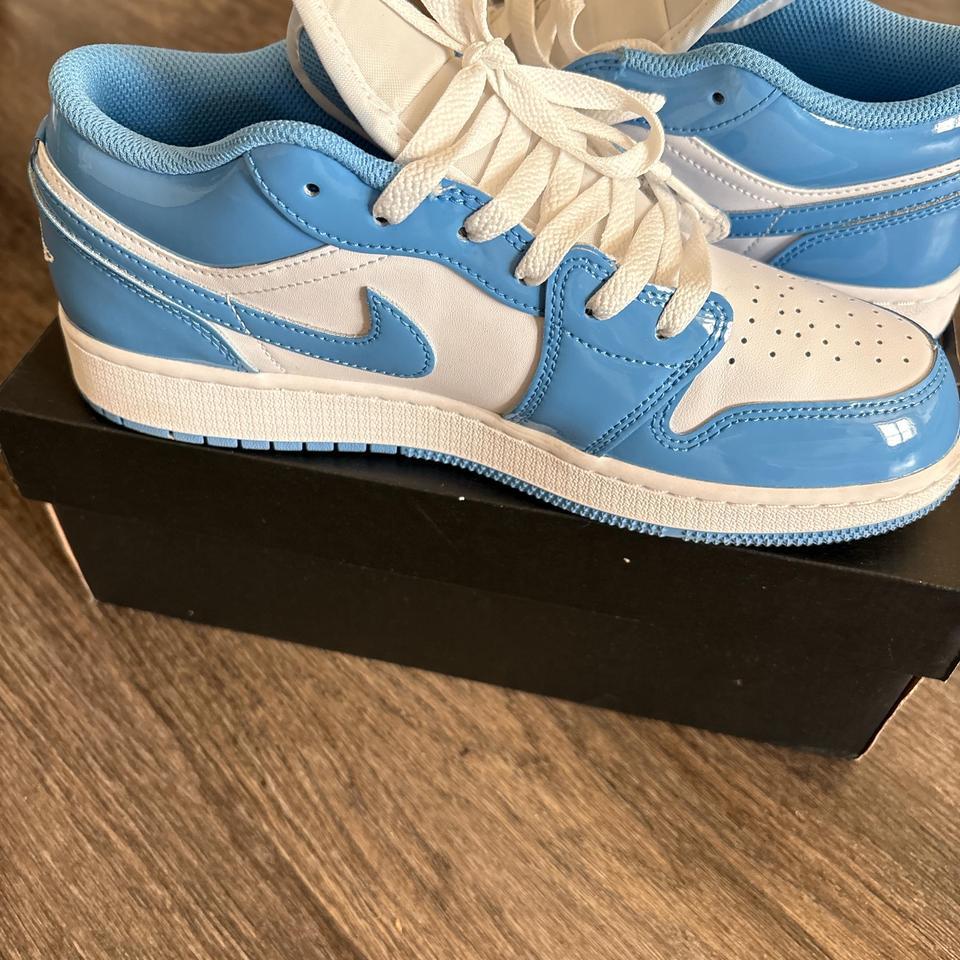 Jordan 4 Retro University Blue 231c 5