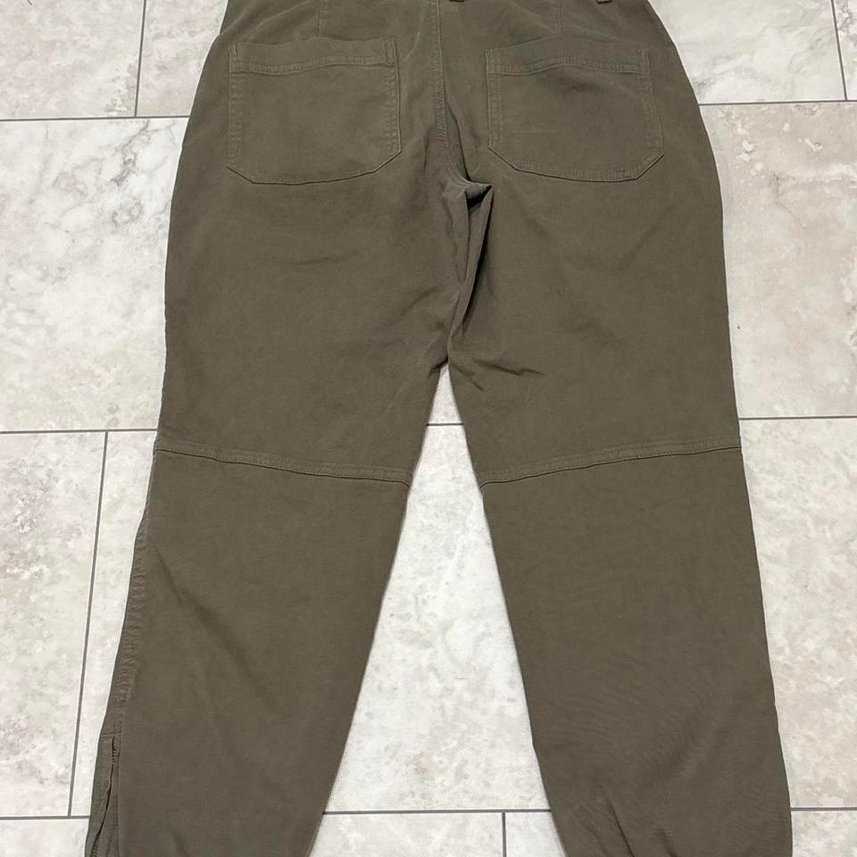 Banana Republic Khaki Olive Army C542 4