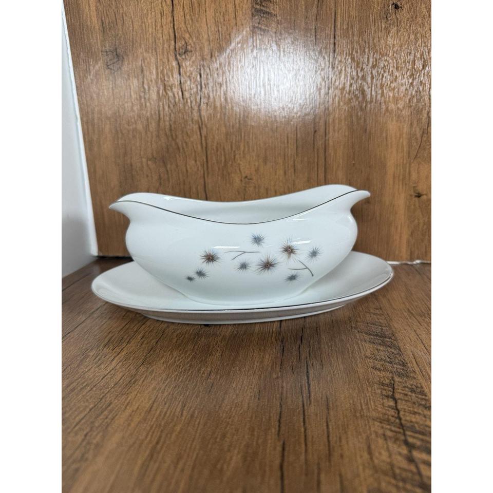 This Listing Is For Gravy B271