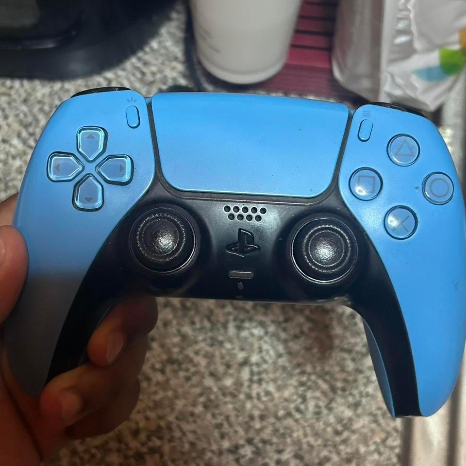 Working Starlight Blue Playstation 5 2
