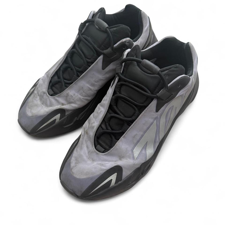 Yeezy 700 Size 10 E7e4