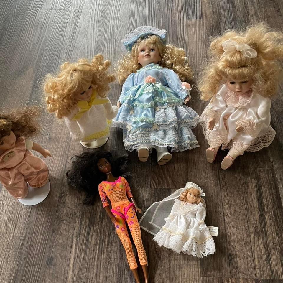 Vintage Porcelain Dolls Bundle One 090c
