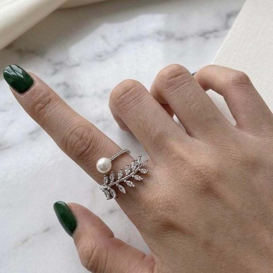 Silver Dainty Zircon Pearl Leaf 3a81