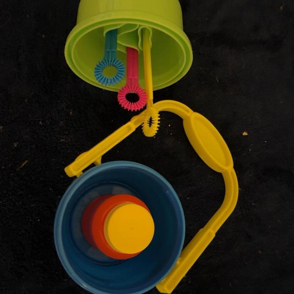 Bubble Bucket With Bubble Wands 23e1 2