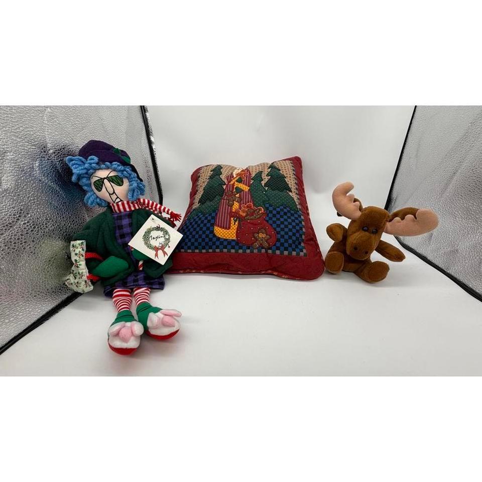 Lot Of 3 Christmas Holiday