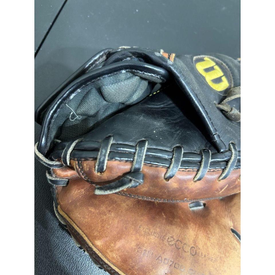 Wilson A700 Catchers Mitt Rht 8cdb 6