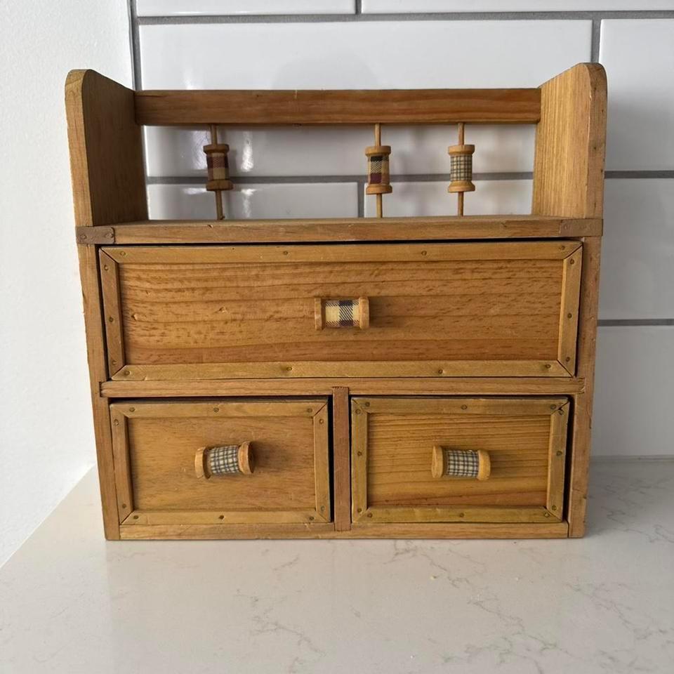 Wooden Sewing Rack Organizer With A806