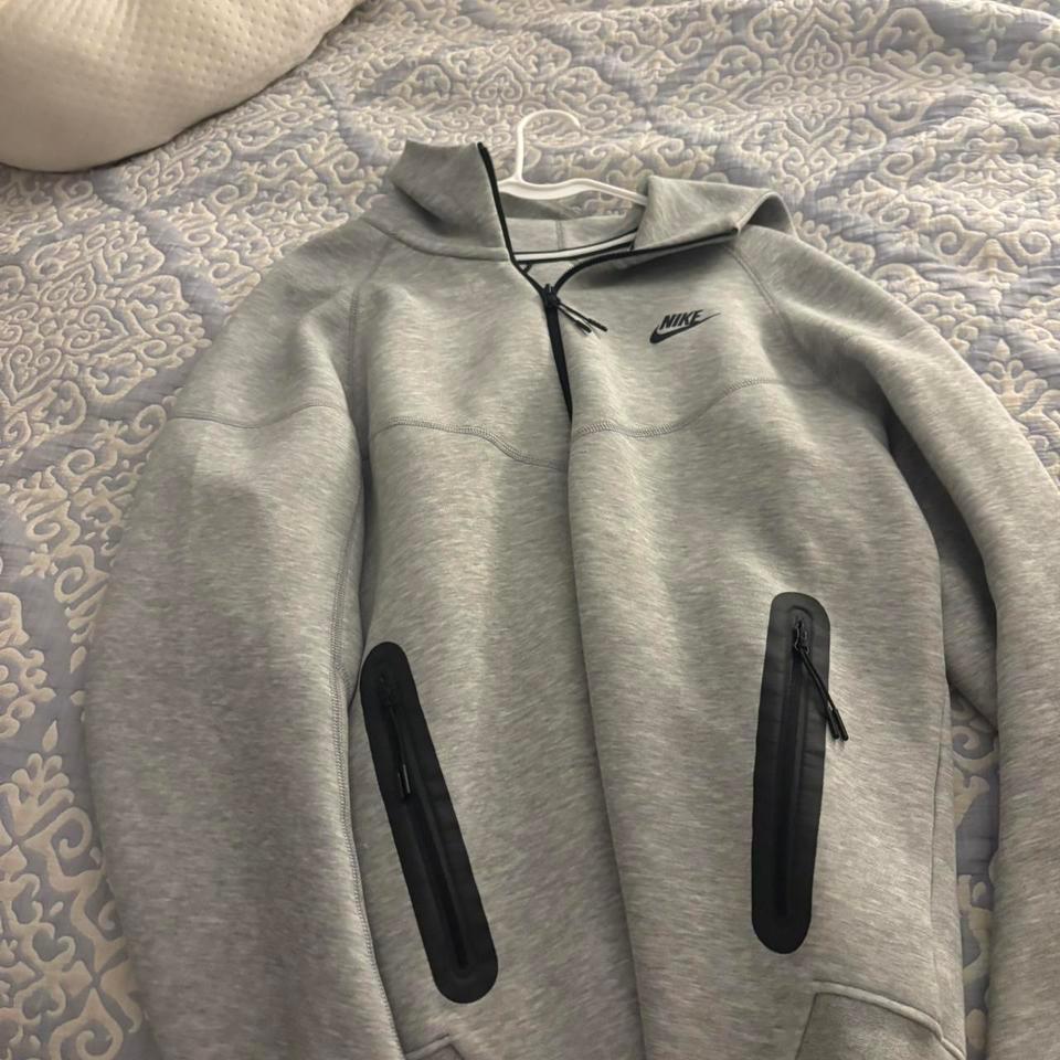 Nike Grey Tech Fleece Quarter 33b7
