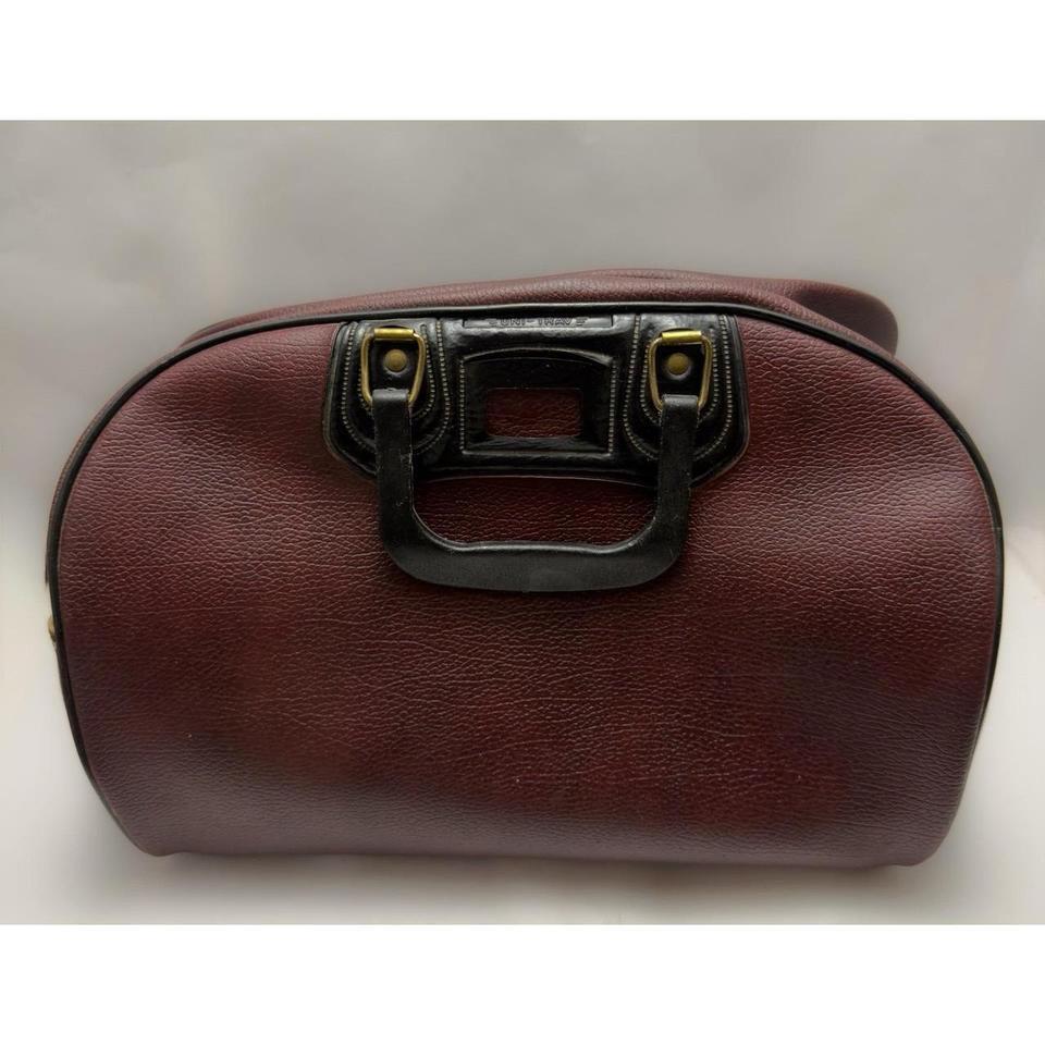 1970s Uni Trav Brown Bowling Bag A346