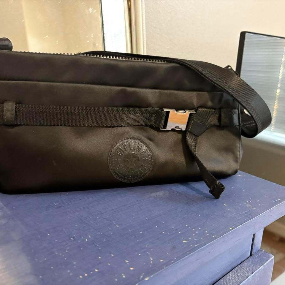 Kipling Black Satin Crossbody Or Aec0