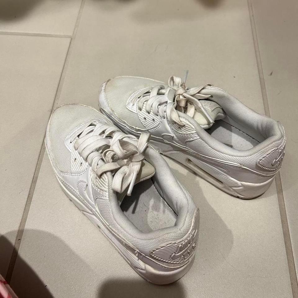 Nike White Workout Shoes Womens E764