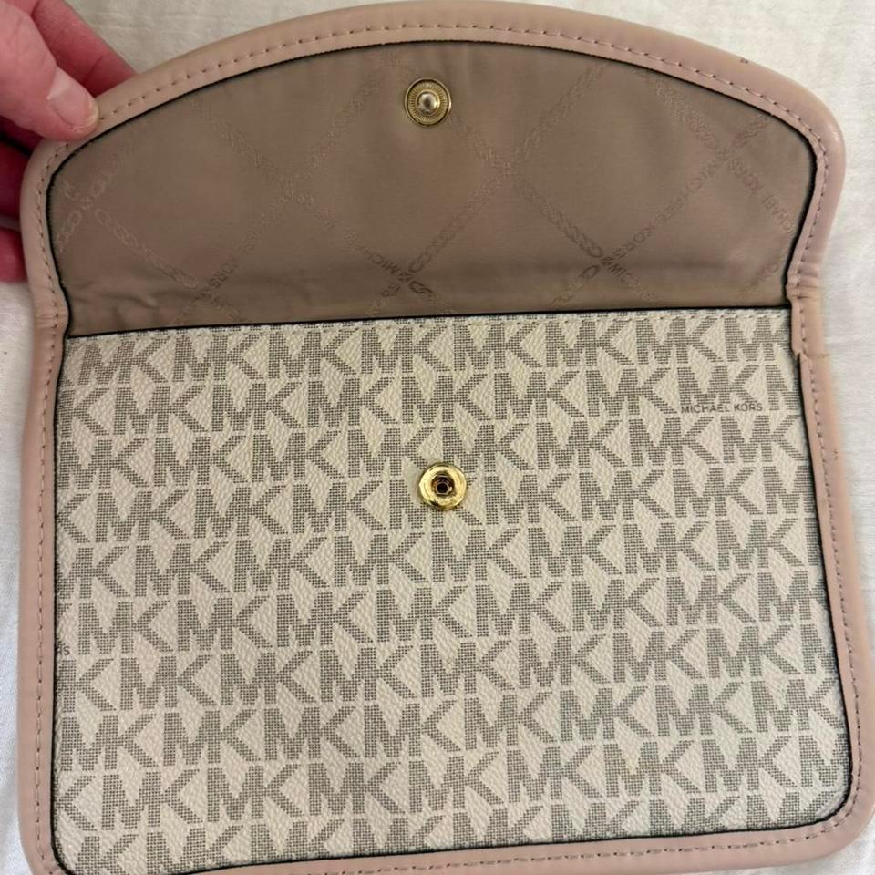 Michael Kors Wallet Pouch I 035f 2