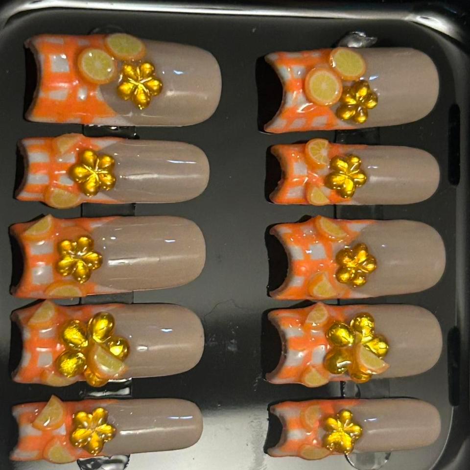 Picnic Nails Orange And White 4a22 2