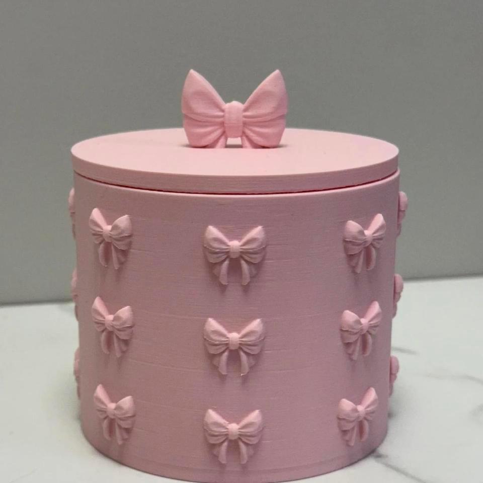 Pink Bow Storage Box With 7575