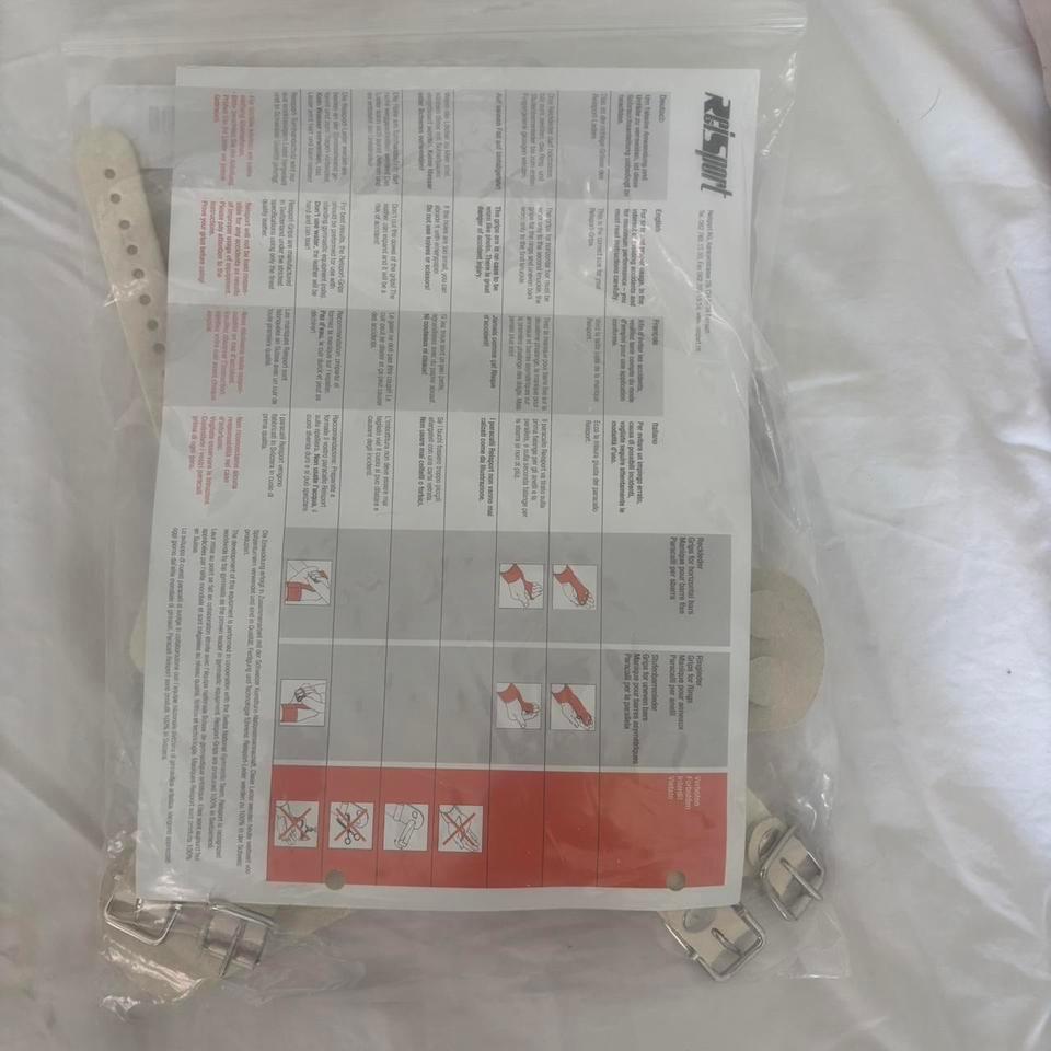 Reisport Gymnastics Grips Brand New B758 3
