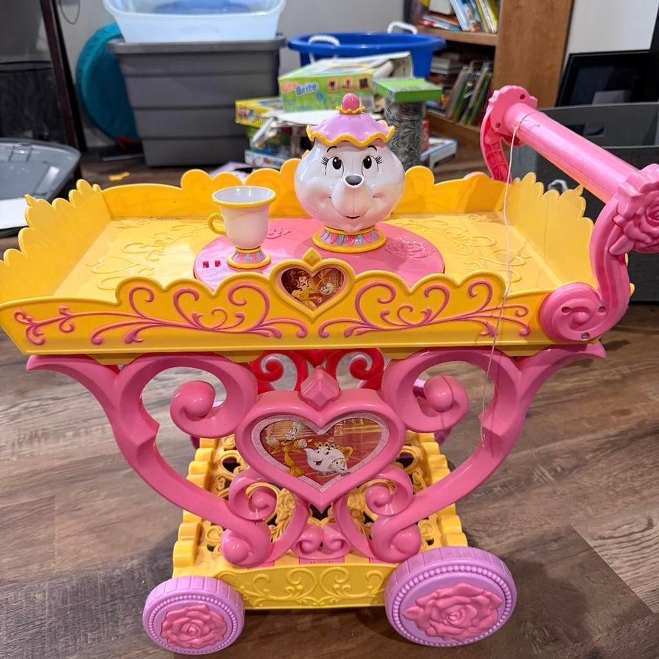 Disney Princess Belle Tea Cart 8c03
