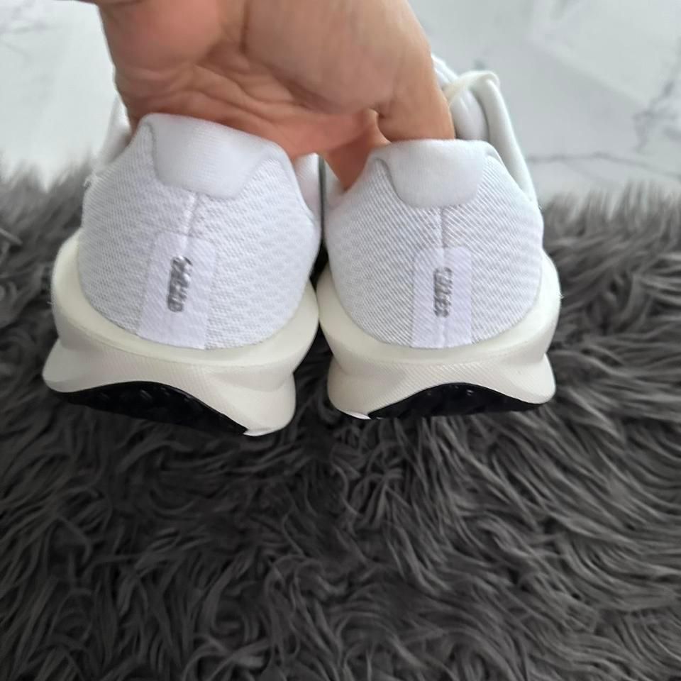 Nike Downshifter 13 Wide Size 2902 6