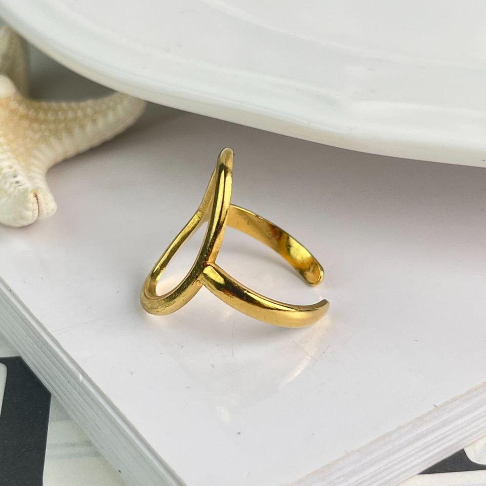 This Delicate Open Ring Is 3912 2