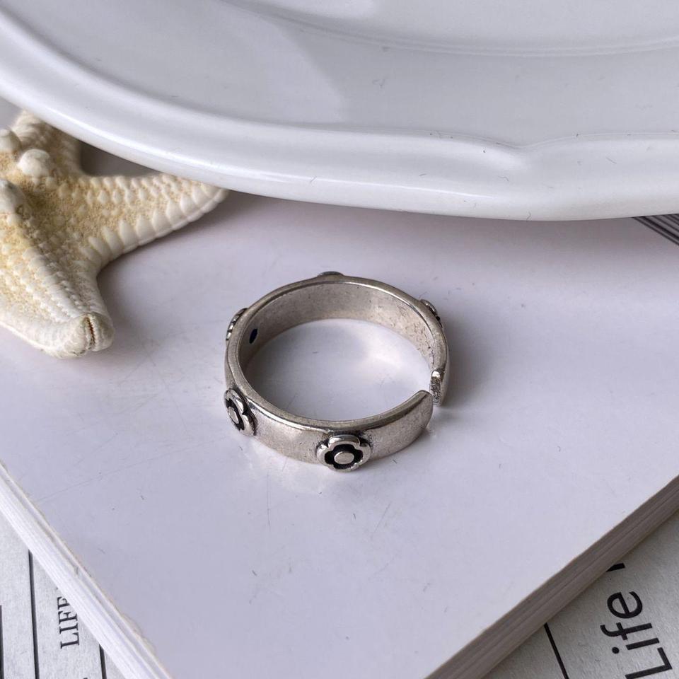 This Is An Antique Style Open 1d20 2