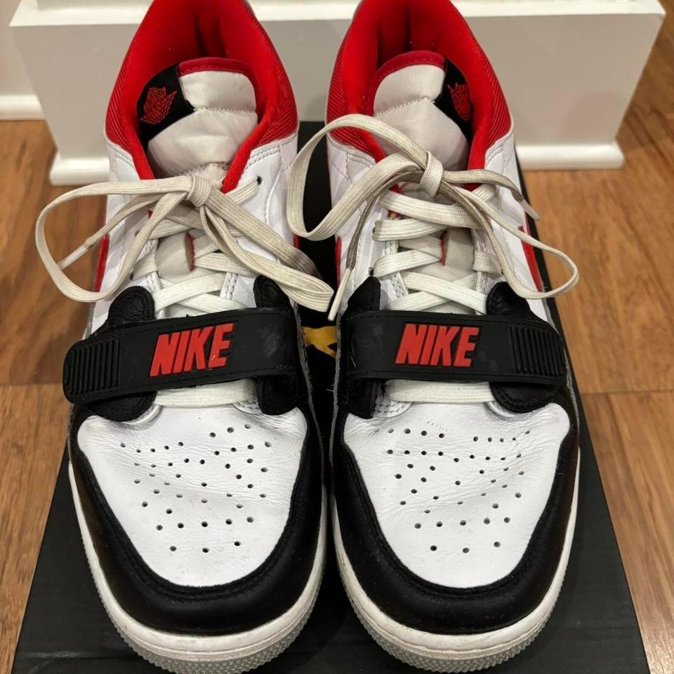 Mens Nike Air Jordan Legacy 2