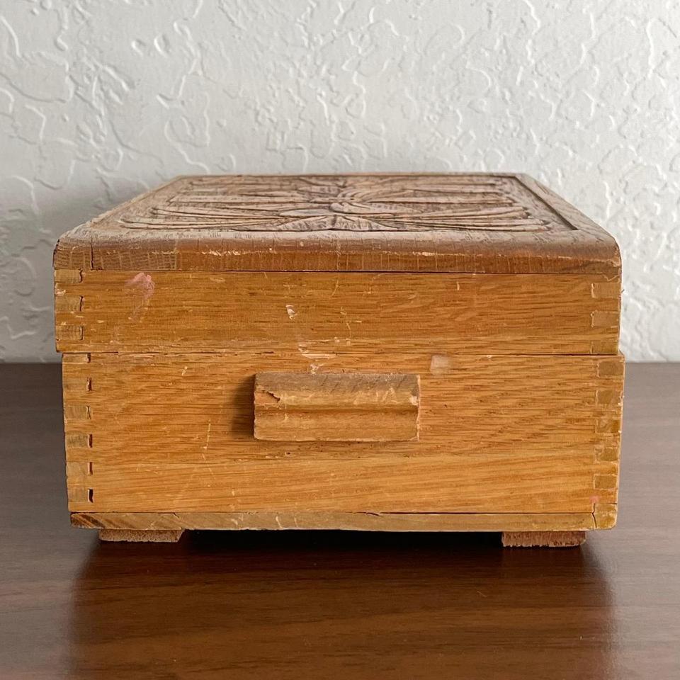Vintage Hand Carved Engraved Wooden Cbe4 6