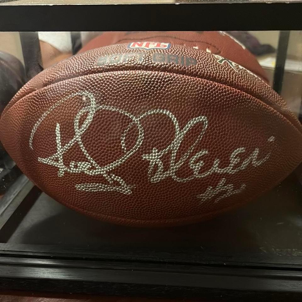 Nfl Wilson Football Signed By 4