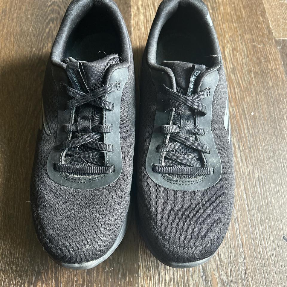 Women Black Sketchers Tennis Shoes 439c