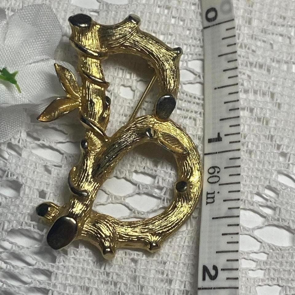 Vintage Gold Toned B Initial 767c 4