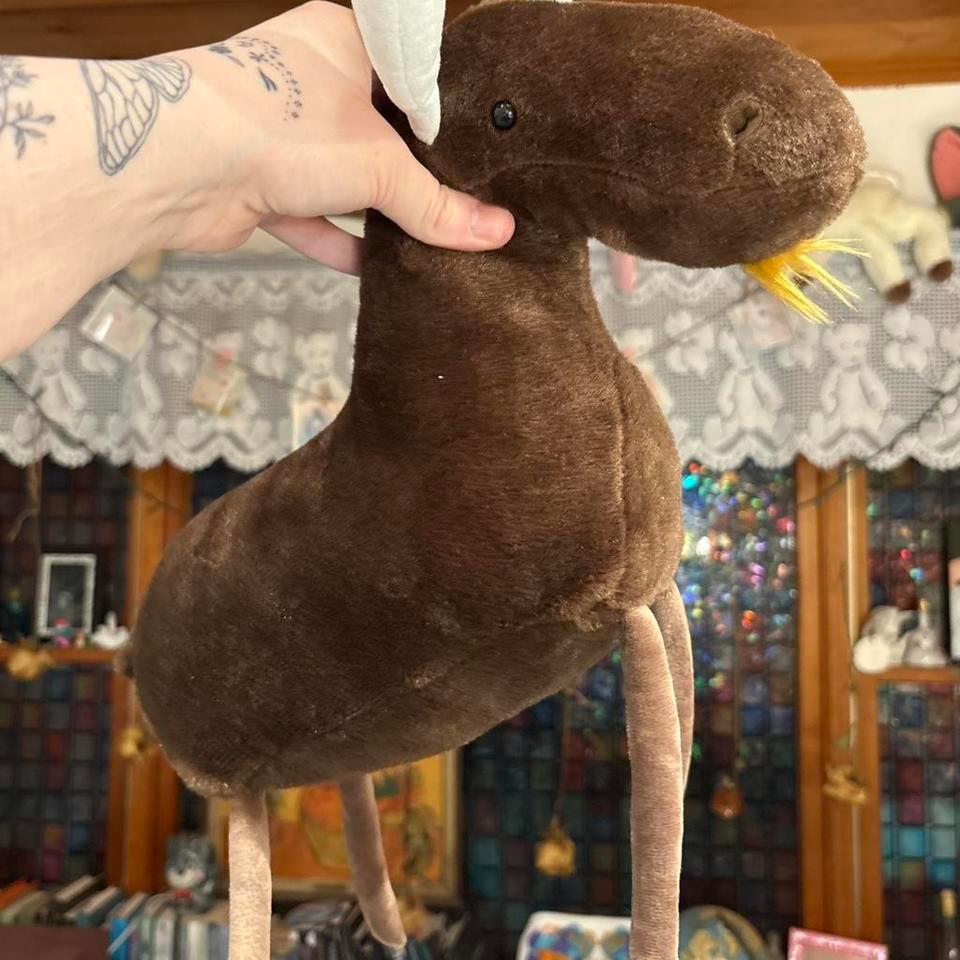 Moose Stuffed Animal With Comically 351b 4