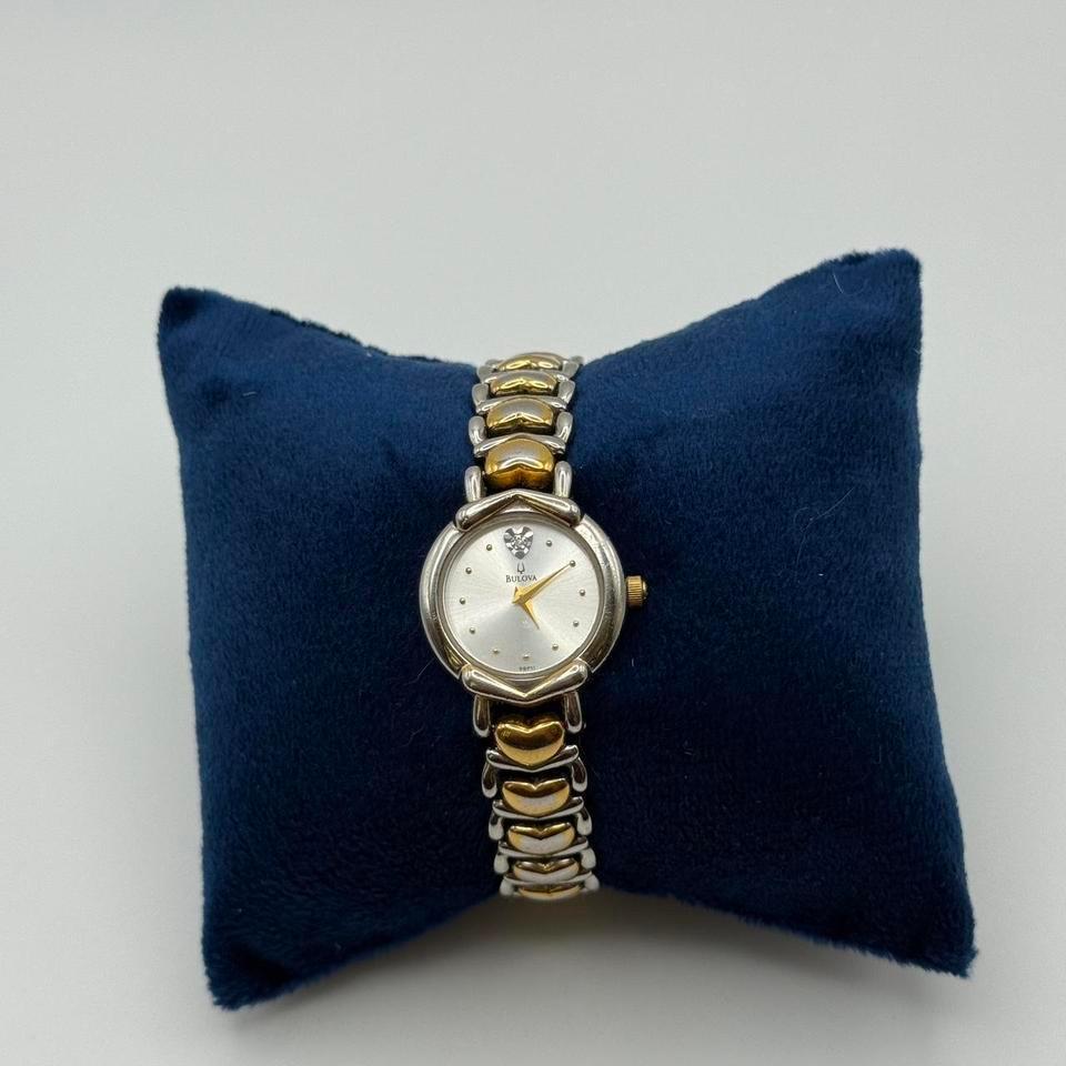 Bulova Heart Watch 8bbb 3