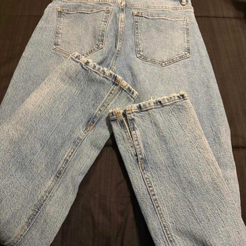 Zara Light Wash High Waisted Straight F084 4