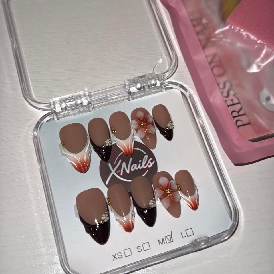 Flower Press On Nails Size 0981 2