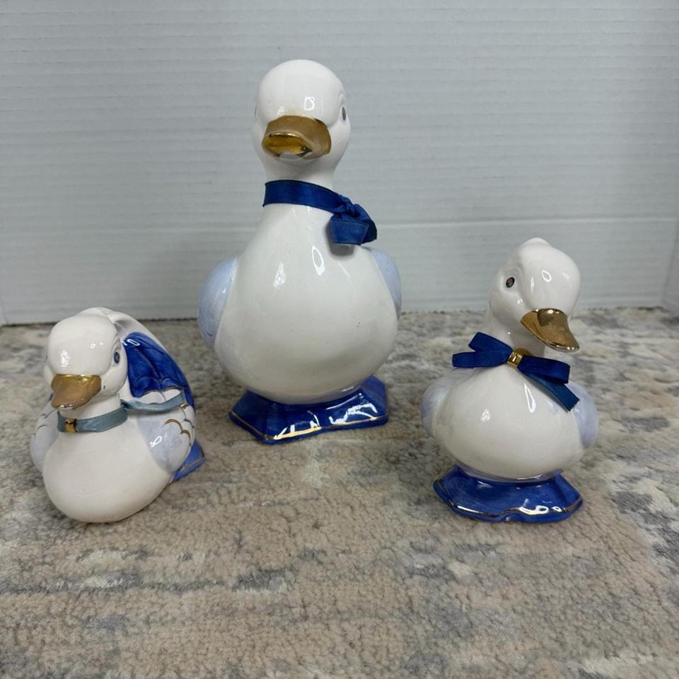 Vintage Set Of 3 Porcelain 5b59 6