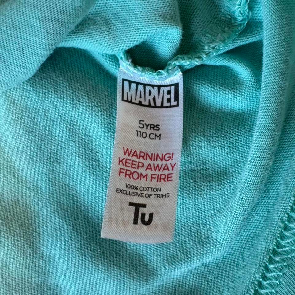 Marvel Green Avengers T Shirt Size Cd46 3