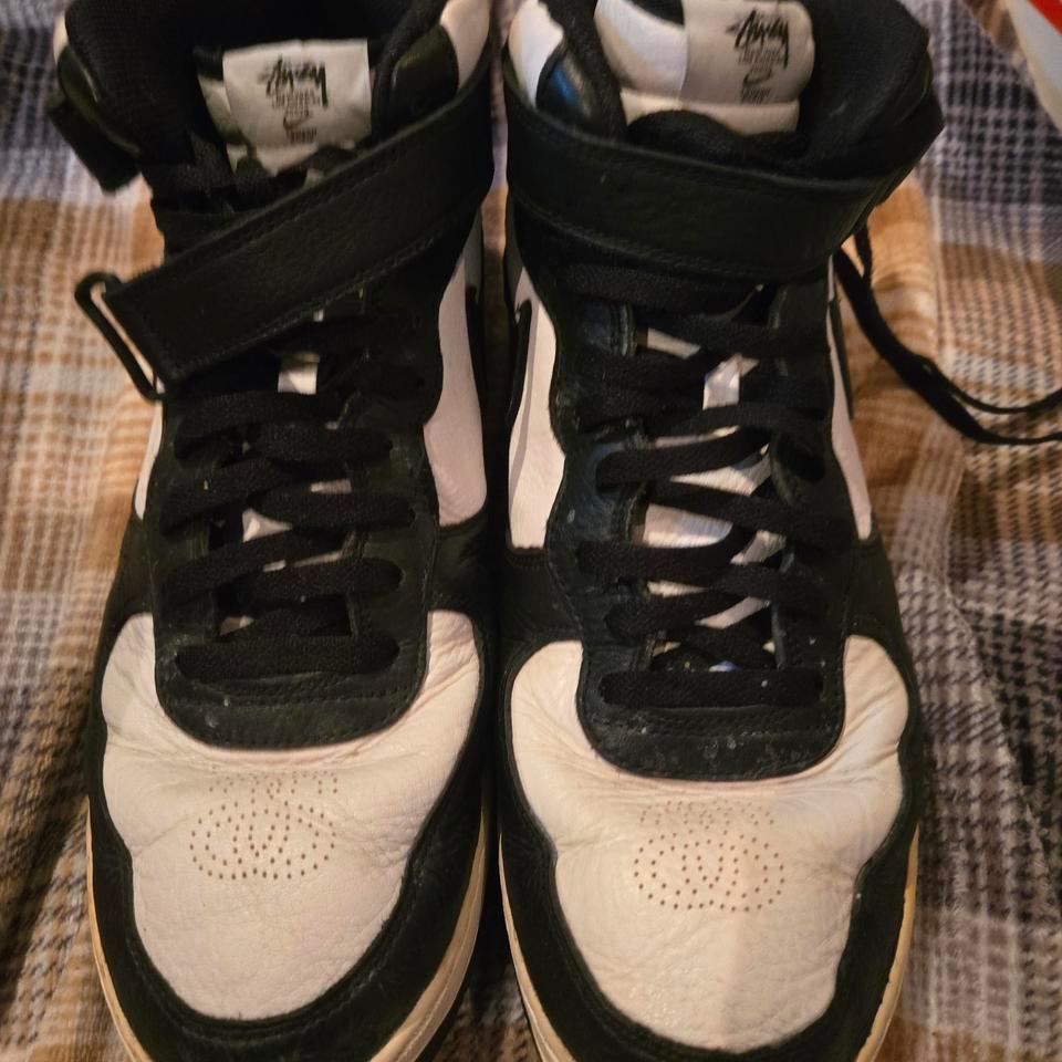 Black And White Nike Air 5
