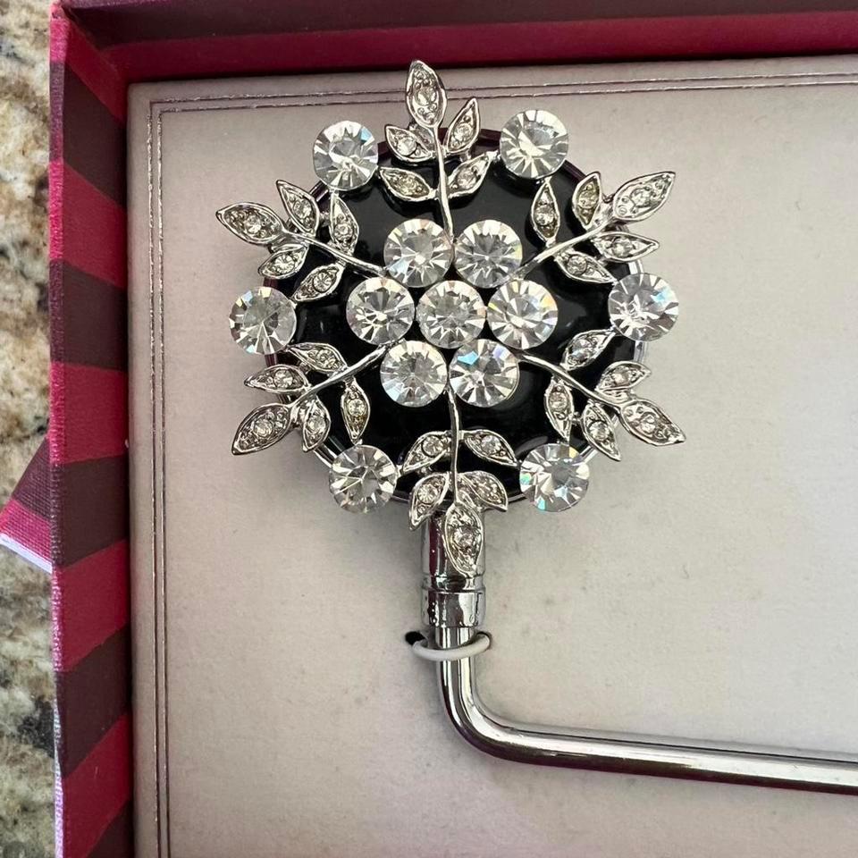 Silver Handbag Holder Hanger With 2eec 3