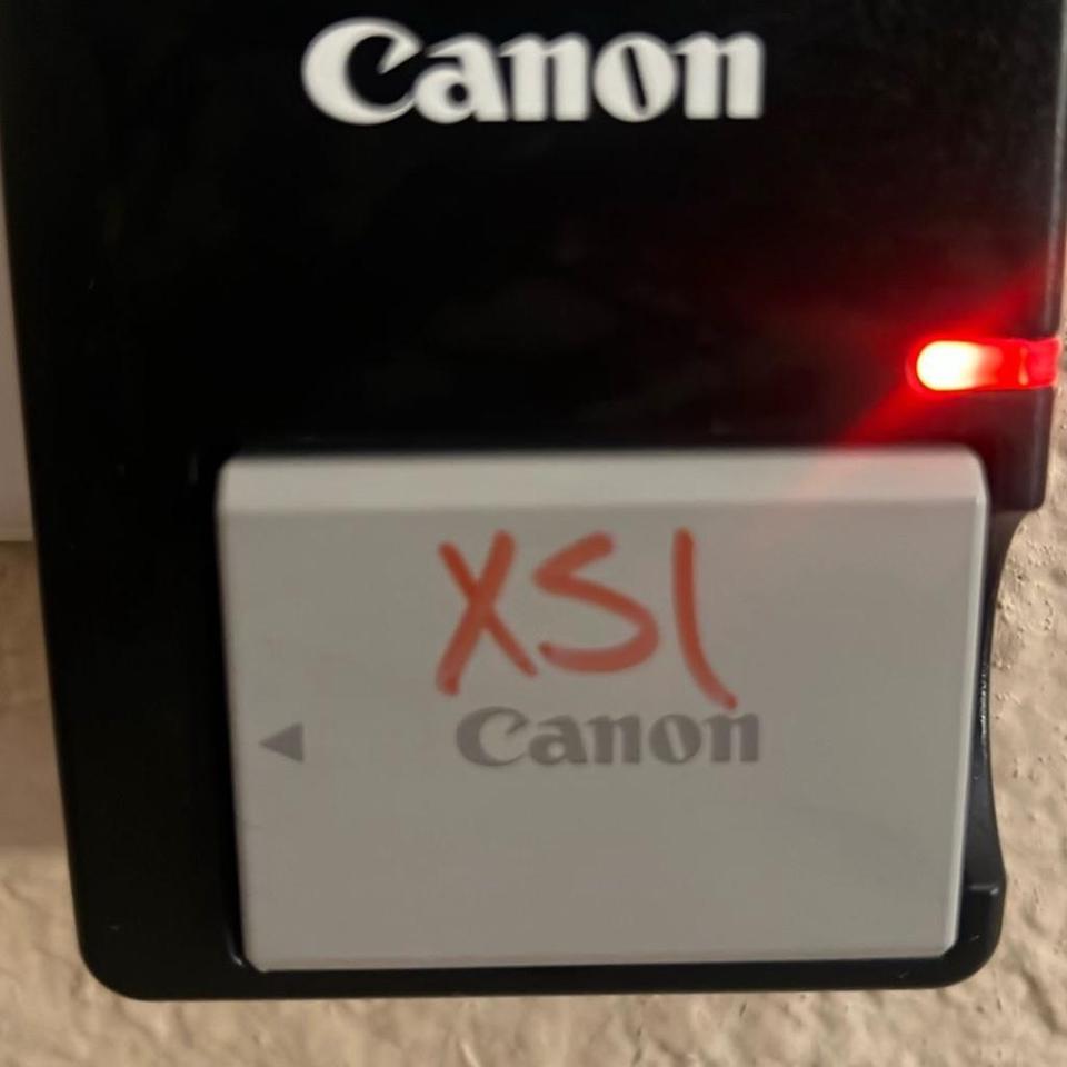 Canon Eos 500drebel T1i Digital 4