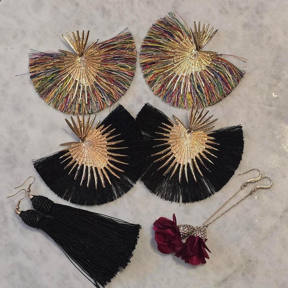 Earring Bundle 24 Pairs Of Dbe3 2