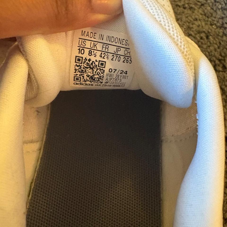 White Adidas Light Motion Duramo 7