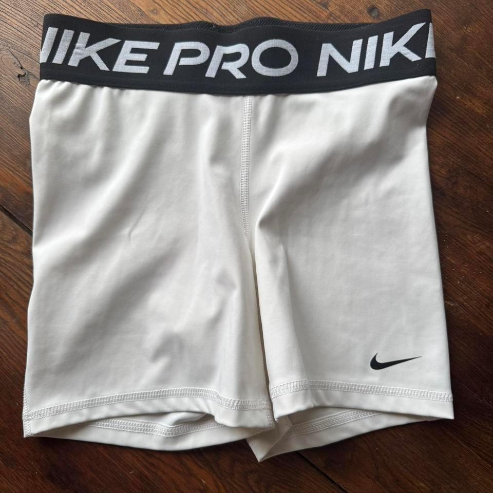 Nike Pro White Shorts Athletic 919c 6
