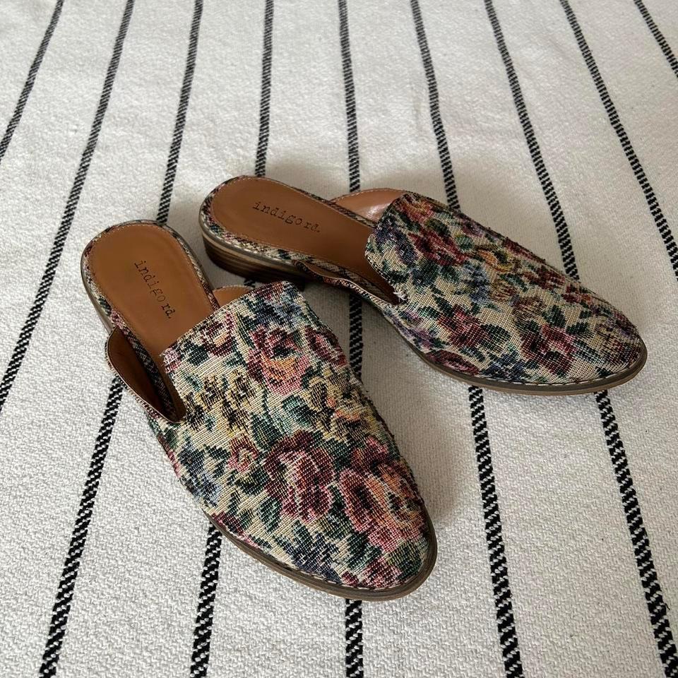 Indigo Rd Floral Tapestry Mules 9d3f
