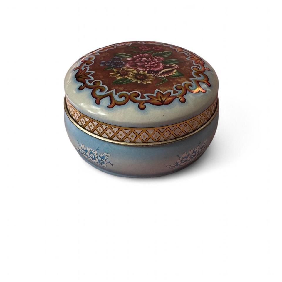 Vintage Floral Tin Metal Can 8504