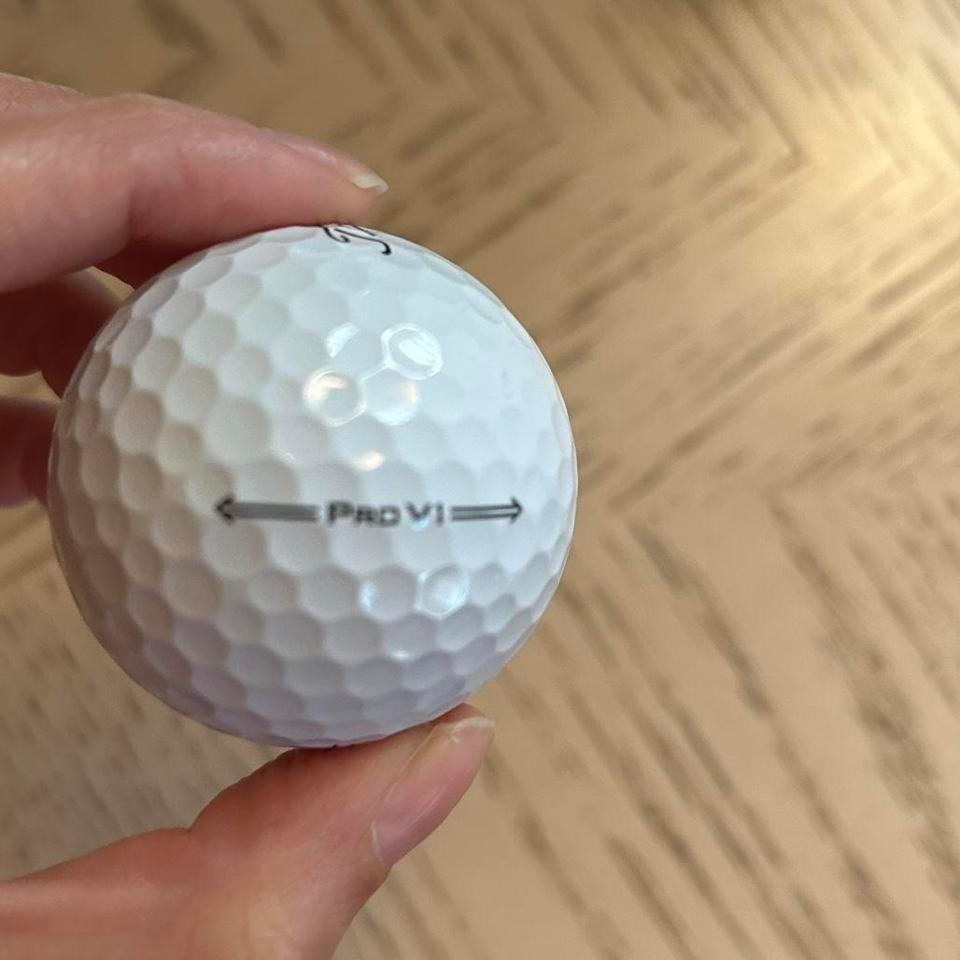 Titleist Pro V1 Golf Balls 889f 3