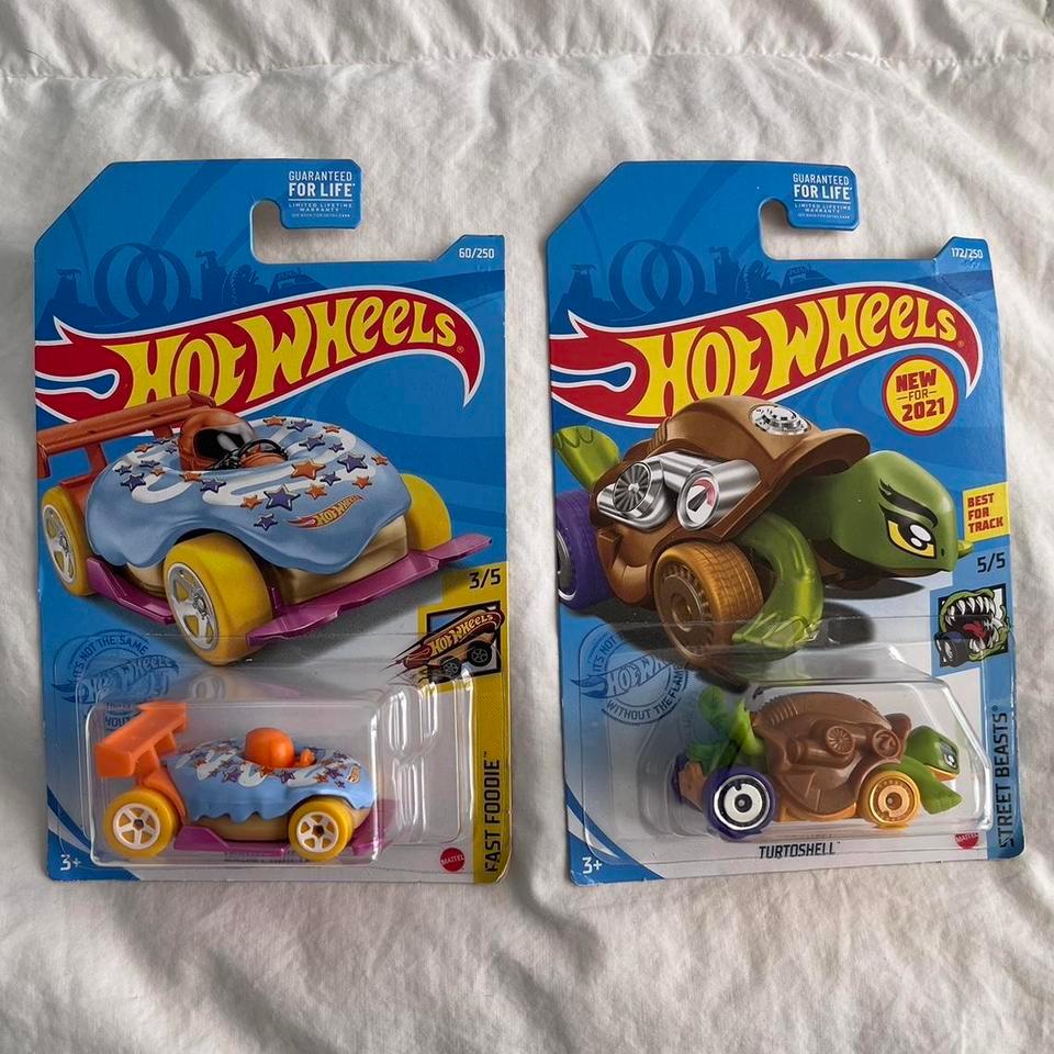 Hot Wheels Donut Drifter And