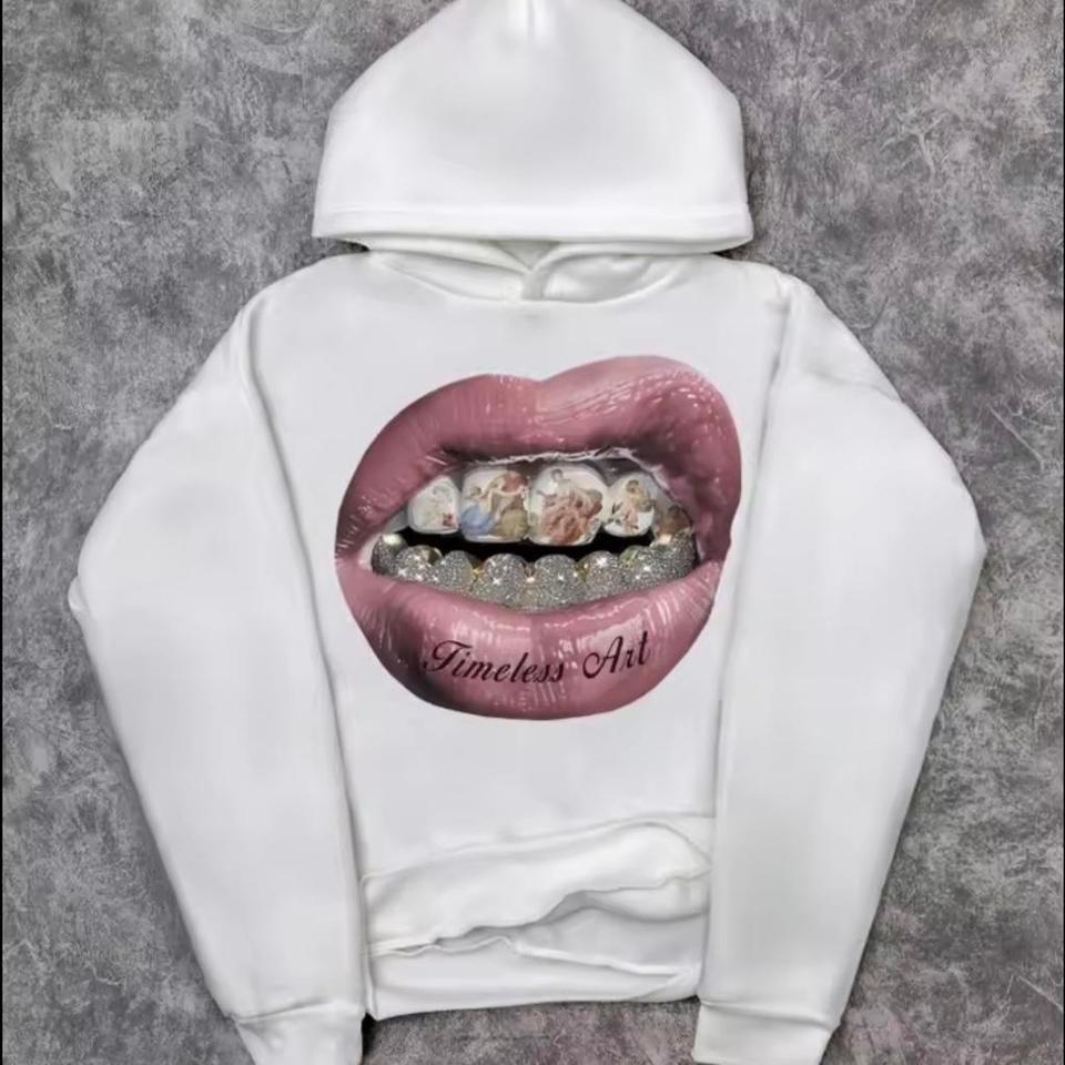 White Hoodie With Pink Lips A3f4