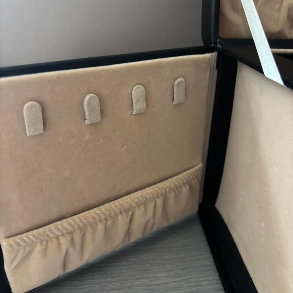 Black Leather Lockable Jewelry Box 7