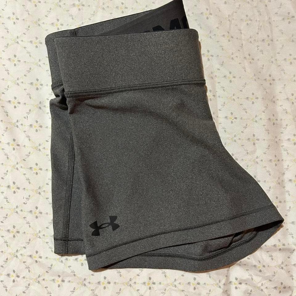 Under Armour Grey Sportswear Shorts 688b