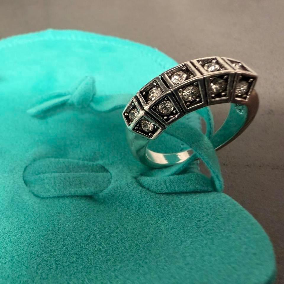 Gothic Square Set Crystal Band Sz Bf09