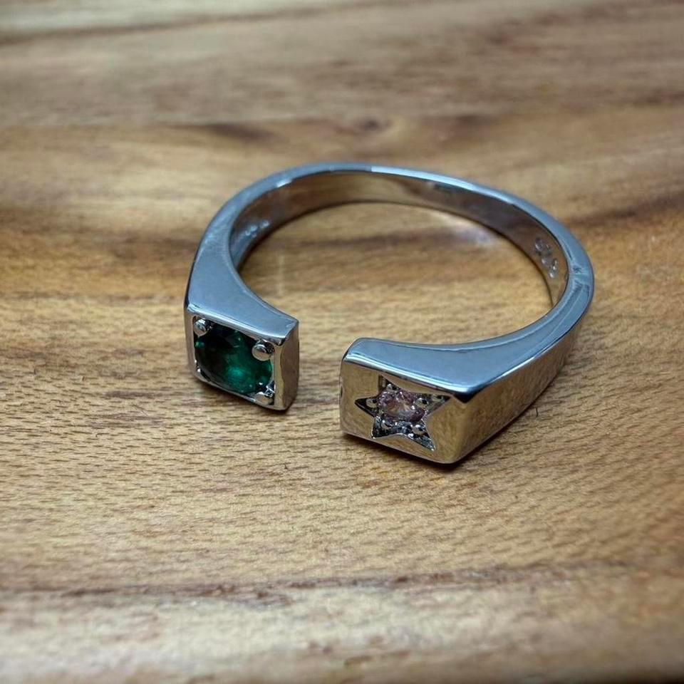 The Sovereign Starlet Ring 9687