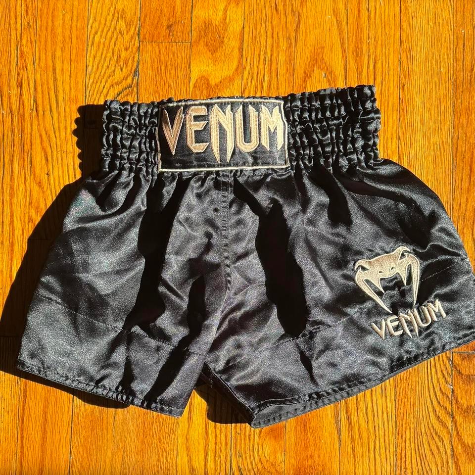 Venum Classic Muay Thai Shorts D91b